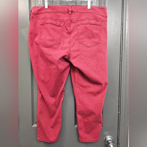 Torrid Red Denim Jegging Size 18 - Picture 3 of 3